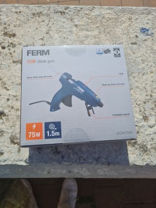 Pistola de Silicona Caliente Ferm 75W