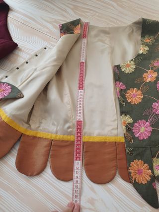 Corpiño bordado traje regional
