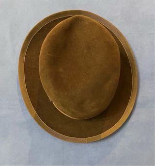 Sombrero de ala corta de lana hecho a mano años 50