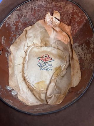 Sombrero de ala corta de lana hecho a mano años 50