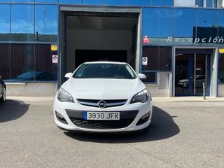Opel Astra 2015