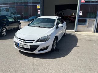 Opel Astra 2015