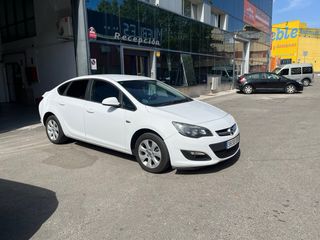 Opel Astra 2015