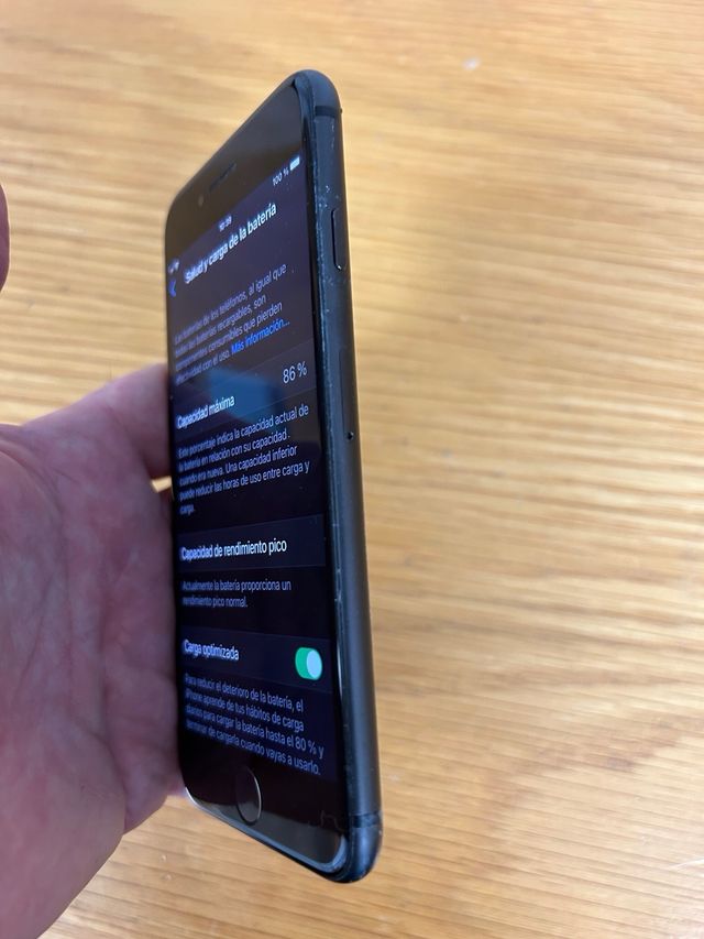 iPhone 8 64GB Space Gray
