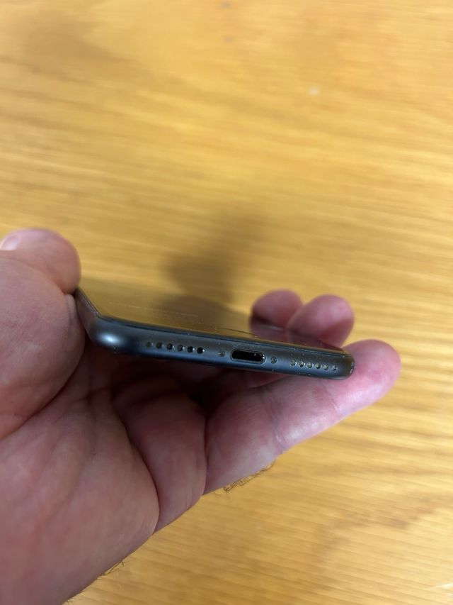 iPhone 8 64GB Space Gray
