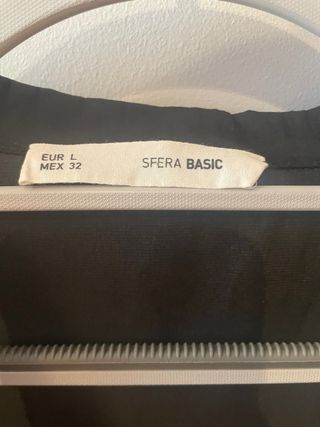 Dos blusas Sfera roja y negra