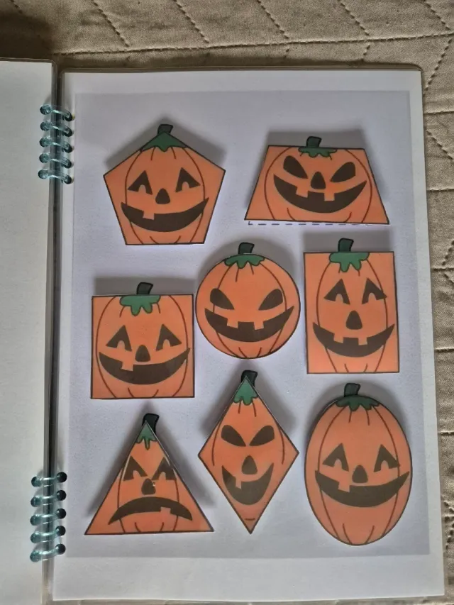 Libro actividades infantil Halloween