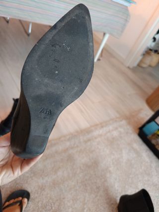 Botines Zara Negros Puntera Metálica