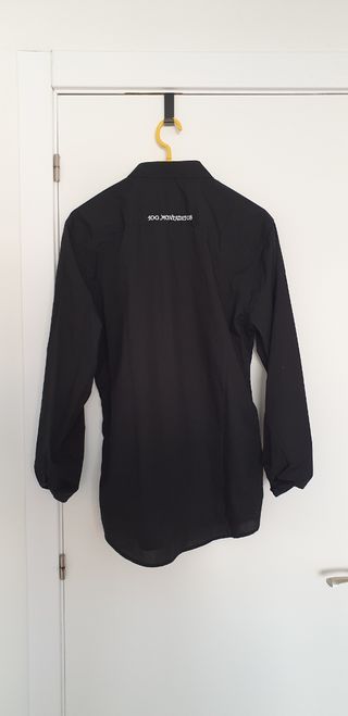 Polo y Camisa 100 Montaditos Oficial Negro