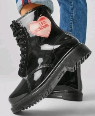 Botas Moschino