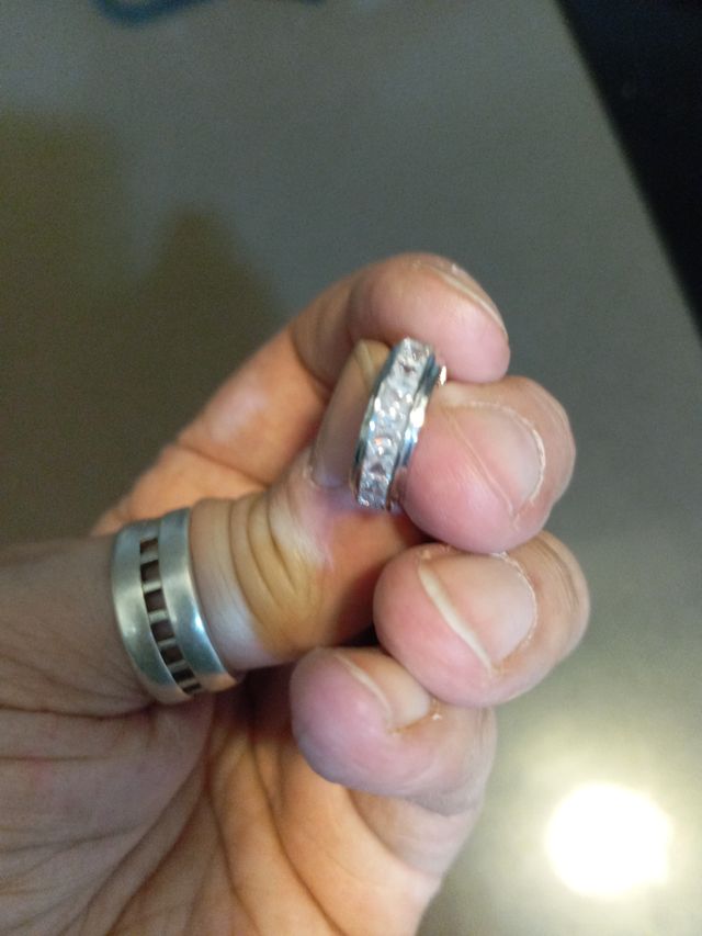 Pendientes E Y Elena plateados