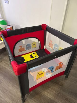 Parque infantil / Cuna de viaje
