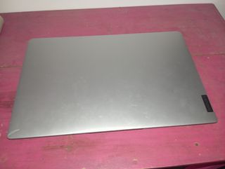 Portátil Lenovo Gris y Negro