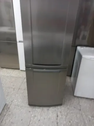 Nevera combi Electrolux 