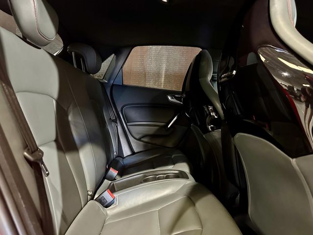 Audi S1 2014