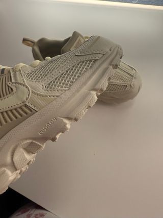 Nike Vomero 5 Beige