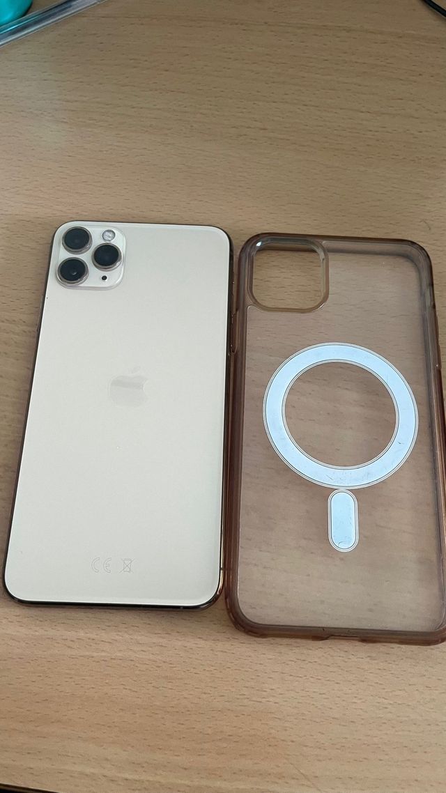 iPhone 11 Pro Max 256GB Dorado en perfecto estado