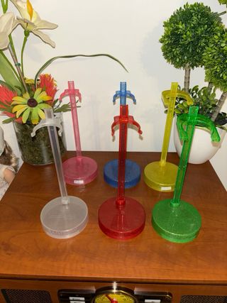 Lote 3 peanas originales de muñecas Rainbow High 