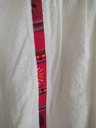 Blusa artesanal peruana con aguayo 