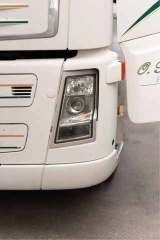 Camión Volvo FH12 480 Euro 4 automático