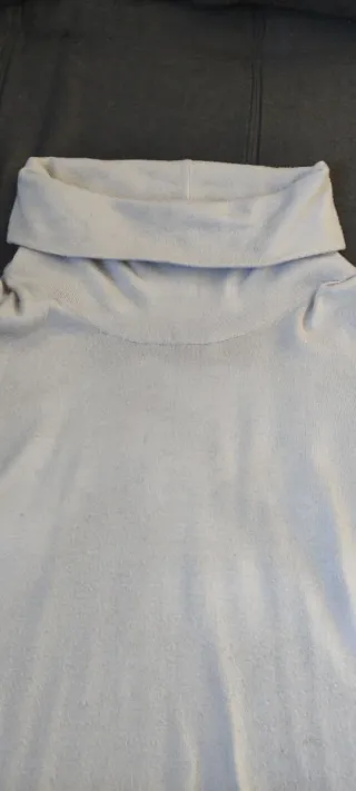 Vestito invernale grigio chiaro con cintura