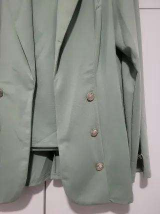 Traje de pantalón verde mujer