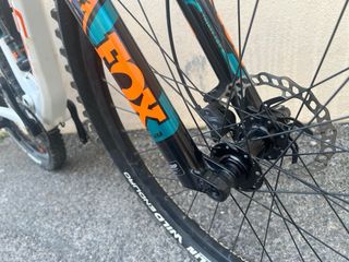 Megamo Track 10 LTD Carbono Doble Suspensión