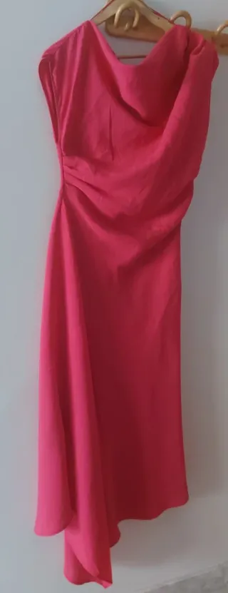 Vestido asimétrico Mango sin estrenar.Fucsia