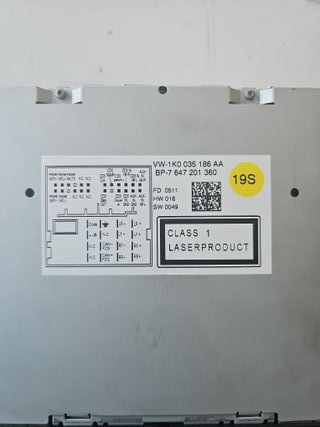 Radio RCD 310 grupo Volkswagen. 