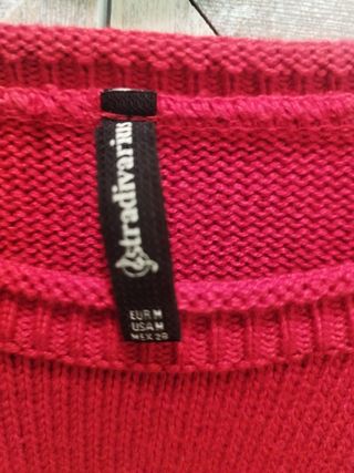 Jersey rojo Stradivarius con estampado