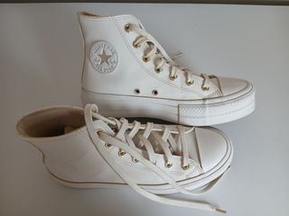 Zapatillas abotinadas Converse All Star Blancas