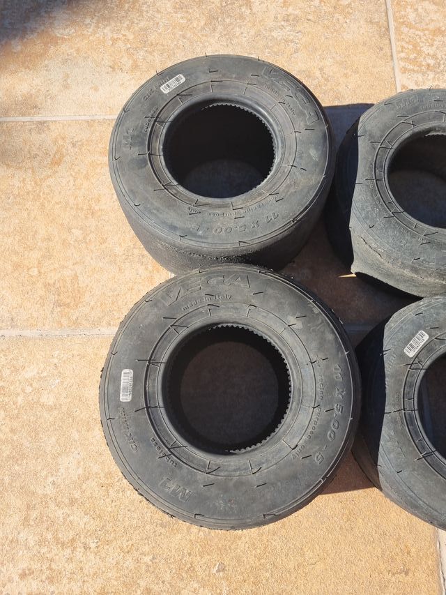 Neumáticos Vega Kart (4 unidades)