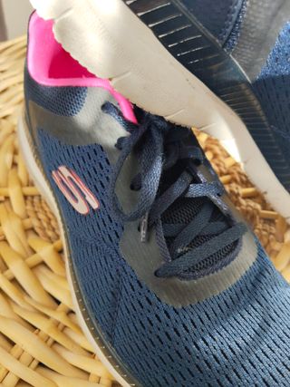 Playeros Skechers Mujer Azul y Rosa