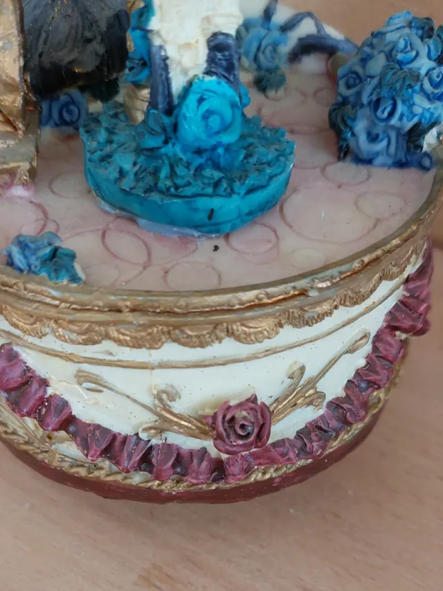 Carillon antico ballerine in tutu blu