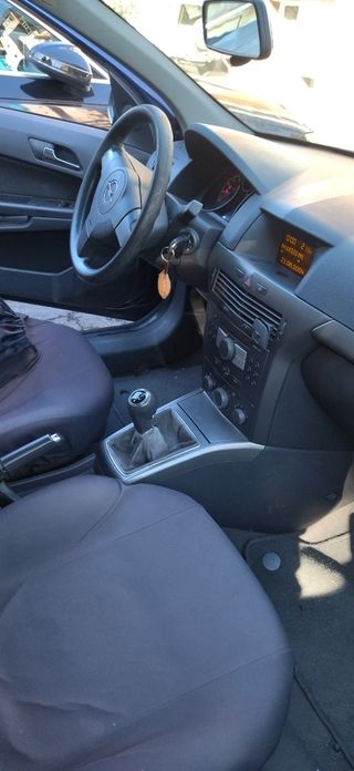 Opel Astra 2004