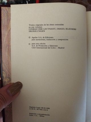 13 libros de los Premios Nobel de Literatura.
