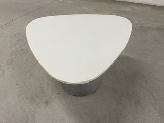 Mesa de centro blanca moderna