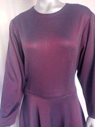 Vestido largo morado y negro