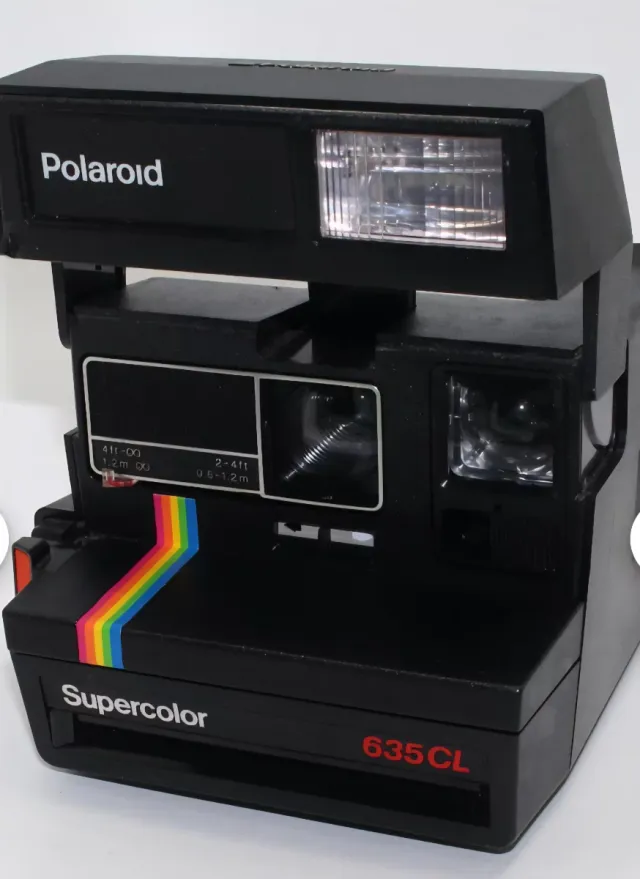 Cámara Polaroid 635 CL Supercolor