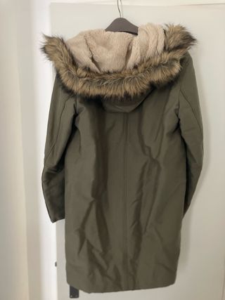 Parka Bimba y Lola verde con capucha