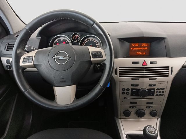 OPEL ASTRA 1.7 CDTI 100 COSMO 5P