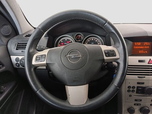 OPEL ASTRA 1.7 CDTI 100 COSMO 5P