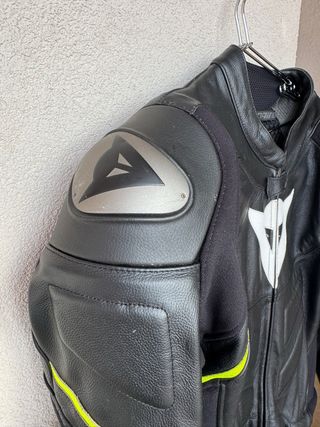 Mono Dainese AVRO D1 Negro/Amarillo