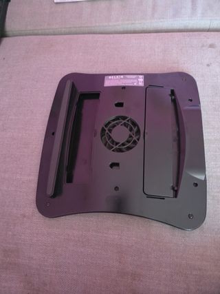 Supporto PC Belkin con ventola