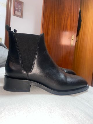 Botines negros mujer