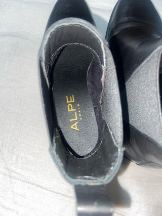 Botines negros mujer
