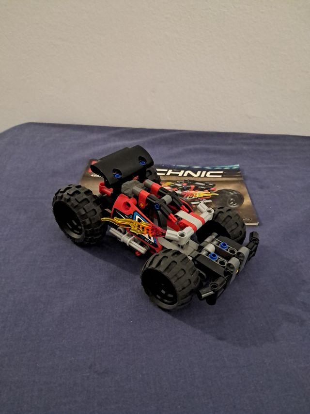 Lego Technic 42073 - Coche de Carreras