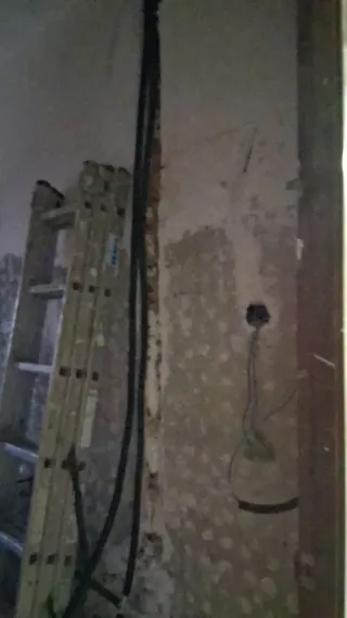 Instalaciones y reparaciones eléctricas.