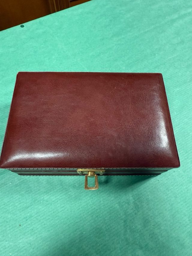 Estuche Piel con 2 Baraja de Cartas y Dados