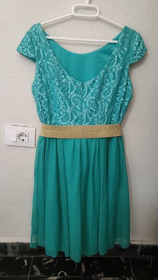 Vestido fiesta corto encaje y cinturón flores
